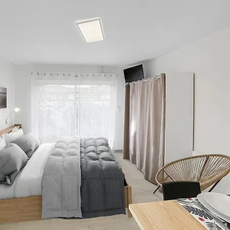 Entre Bordeaux Et L'atlantique - Jardin Saint-Médard-en-Jalles